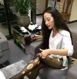 纯白丝袜小学妹视频,纯白丝袜小学妹的清新日常